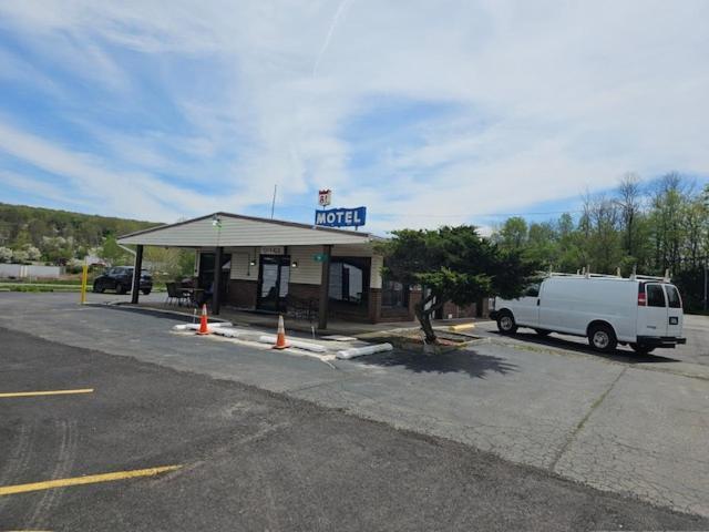 Motel 81 Dalton Dış mekan fotoğraf